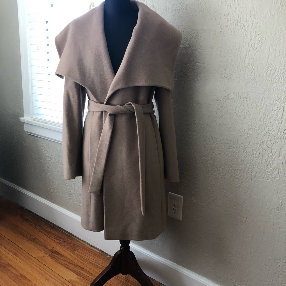 Fleurette 100% Italian wool shawl collar belted wrap coat. Color: camel size: 10